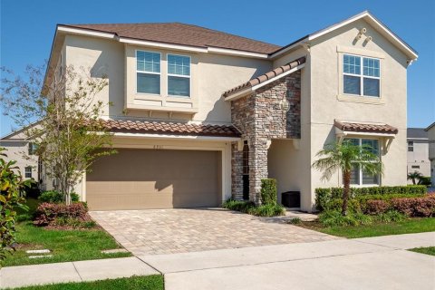 House in SOLARA RESORT in Kissimmee, Florida 9 bedrooms, 387.31 sq.m. № 1107267 - photo 2