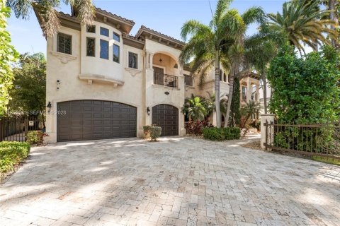 Casa en alquiler en Fort Lauderdale, Florida, 7 dormitorios, 542.36 m2 № 2011635 - foto 7