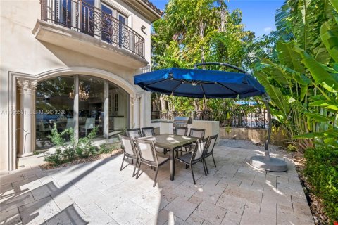 Casa en alquiler en Fort Lauderdale, Florida, 7 dormitorios, 542.36 m2 № 2011635 - foto 14