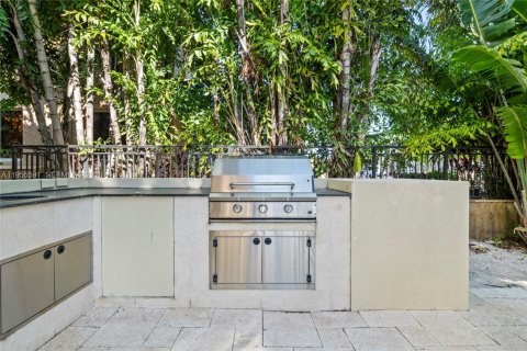 Casa en alquiler en Fort Lauderdale, Florida, 7 dormitorios, 542.36 m2 № 2011635 - foto 16