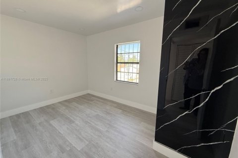 Купить таунхаус в Майами-Гарденс, Флорида 3 спальни, 98.29м2, № 1946278 - фото 18