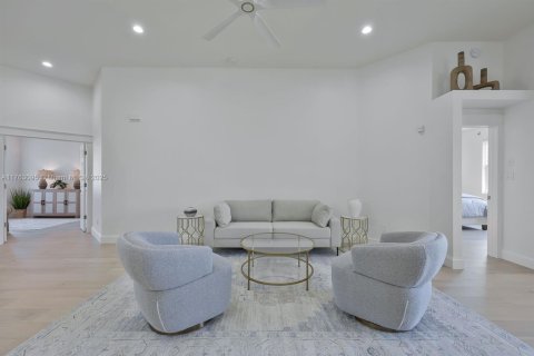 Condominio en venta en Naples, Florida, 4 dormitorios, 187.38 m2 № 1691697 - foto 6