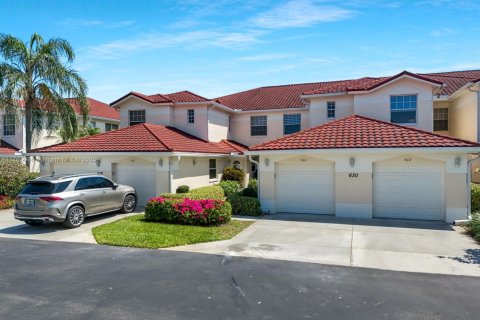 Condominio en venta en Naples, Florida, 4 dormitorios, 187.38 m2 № 1691697 - foto 2