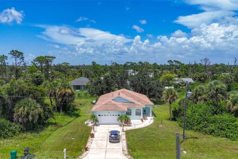 Villa ou maison à vendre à Rotonda, Floride: 3 chambres, 172.71 m2 № 1879598 - photo 3