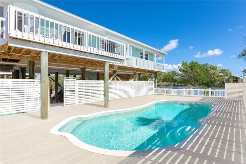 House in Placida, Florida 3 bedrooms, 107.02 sq.m. № 1828568 - photo 3