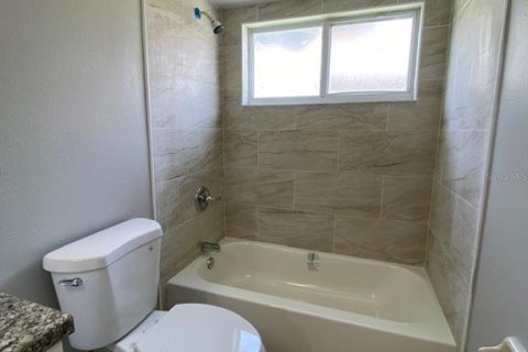 Casa en alquiler en Orlando, Florida, 3 dormitorios, 127.46 m2 № 2209818 - foto 9