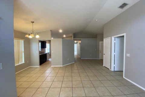 Casa en alquiler en Orlando, Florida, 3 dormitorios, 127.46 m2 № 2209818 - foto 11