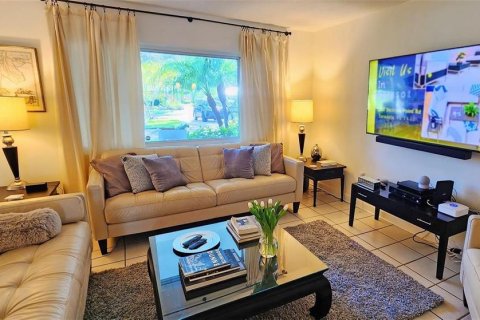 Villa ou maison à vendre à Sarasota, Floride: 4 chambres, 209.03 m2 № 2152246 - photo 19