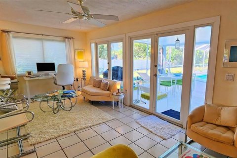 Villa ou maison à vendre à Sarasota, Floride: 4 chambres, 209.03 m2 № 2152246 - photo 28