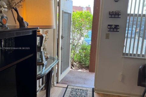 Купить кондоминиум в Санрайз, Флорида 1 спальня, 54.81м2, № 1958516 - фото 19