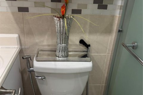 Купить кондоминиум в Санрайз, Флорида 1 спальня, 54.81м2, № 1958516 - фото 26