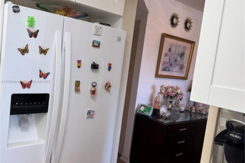 Купить кондоминиум в Санрайз, Флорида 1 спальня, 54.81м2, № 1958516 - фото 8