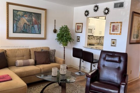 Купить кондоминиум в Санрайз, Флорида 1 спальня, 54.81м2, № 1958516 - фото 12