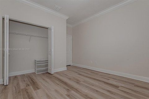 Купить виллу или дом в Купер-Сити, Флорида 3 спальни, № 1972956 - фото 26