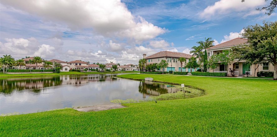 Дом в Купер-Сити, Флорида 3 спальни № 1972956