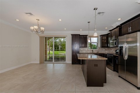 Купить виллу или дом в Купер-Сити, Флорида 3 спальни, № 1972956 - фото 4