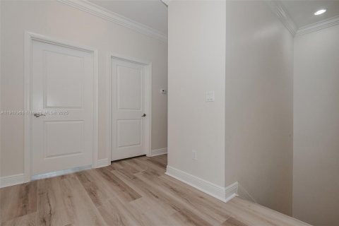 Купить виллу или дом в Купер-Сити, Флорида 3 спальни, № 1972956 - фото 27