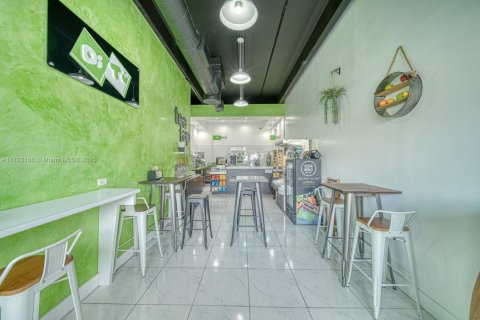 Immobilier commercial à vendre à Miami, Floride № 1957775 - photo 5