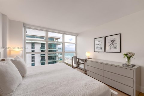 Condo in Miami Beach, Florida, 2 bedrooms  № 2240589 - photo 17