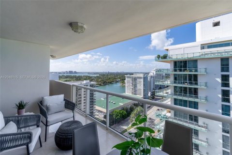 Condo in Miami Beach, Florida, 2 bedrooms  № 2240589 - photo 5