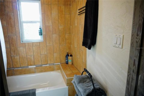 House in Hernando, Florida 2 bedrooms, 143.53 sq.m. № 2144986 - photo 23