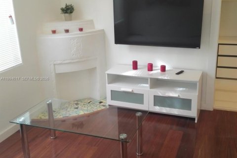 Apartamento en alquiler en Miami Beach, Florida, 1 dormitorio, 43.39 m2 № 2055708 - foto 5