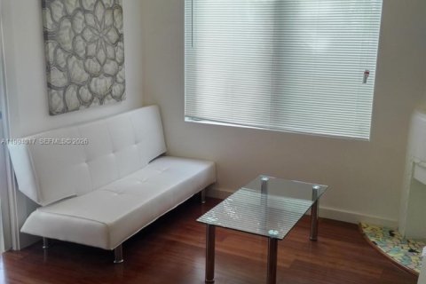 Apartamento en alquiler en Miami Beach, Florida, 1 dormitorio, 43.39 m2 № 2055708 - foto 3