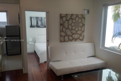 Apartamento en alquiler en Miami Beach, Florida, 1 dormitorio, 43.39 m2 № 2055708 - foto 22