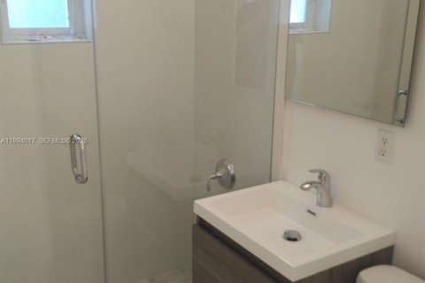 Apartamento en alquiler en Miami Beach, Florida, 1 dormitorio, 43.39 m2 № 2055708 - foto 21
