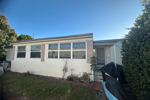 Купить коммерческую недвижимость в Майами-Бич, Флорида 182.65м2, № 2002108 - фото 3