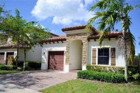 Купить виллу или дом в Хомстед, Флорида 4 спальни, 155.89м2, № 2044848 - фото 4