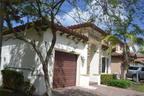 Купить виллу или дом в Хомстед, Флорида 4 спальни, 155.89м2, № 2044848 - фото 6