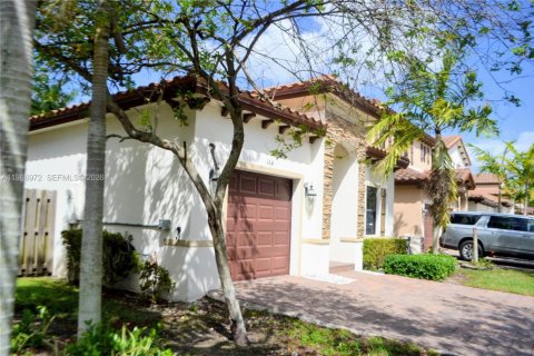 Купить виллу или дом в Хомстед, Флорида 4 спальни, 155.89м2, № 2044848 - фото 5