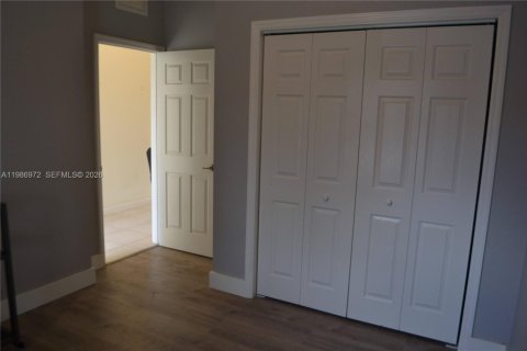 Купить виллу или дом в Хомстед, Флорида 4 спальни, 155.89м2, № 2044848 - фото 13