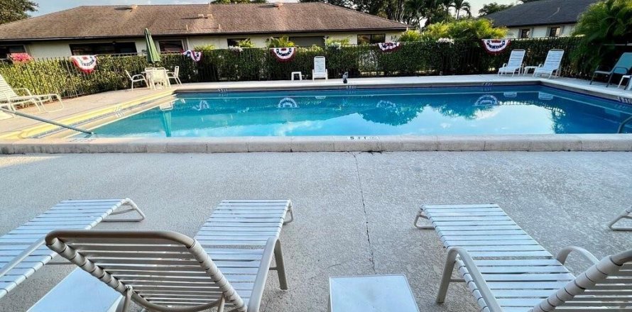 Condo in Boynton Beach, Florida, 2 bedrooms № 913844