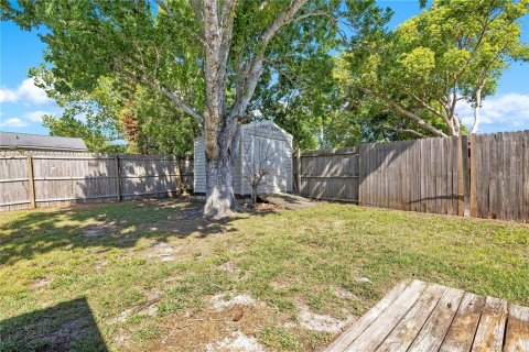 House in Apopka, Florida 3 bedrooms, 119.66 sq.m. № 2098360 - photo 28