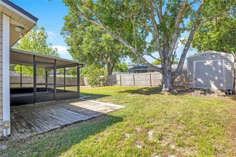 House in Apopka, Florida 3 bedrooms, 119.66 sq.m. № 2098360 - photo 25