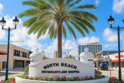 Copropriété à louer à Fort Lauderdale, Floride: 2 chambres, 134.71 m2 № 1931614 - photo 29