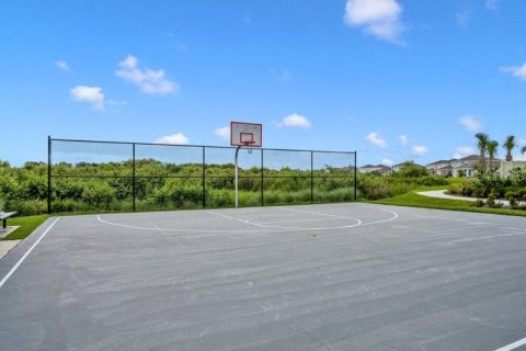 Townhouse in Plant City, Florida 3 bedrooms, 156.17 sq.m. № 2259250 - photo 6