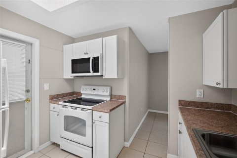 Casa en venta en North Port, Florida, 3 dormitorios, 87.42 m2 № 2234653 - foto 10