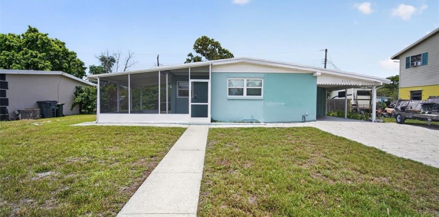 Casa en North Port, Florida 3 dormitorios, 87.42 m2 № 2234653