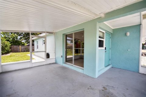 Casa en venta en North Port, Florida, 3 dormitorios, 87.42 m2 № 2234653 - foto 25