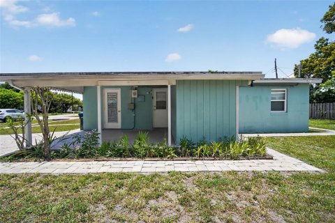 Casa en venta en North Port, Florida, 3 dormitorios, 87.42 m2 № 2234653 - foto 3