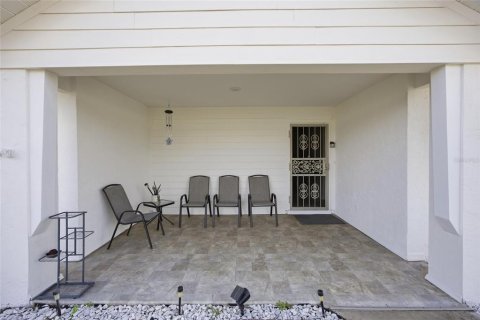 Villa ou maison à vendre à Ocala, Floride: 2 chambres, 164.81 m2 № 2110243 - photo 5
