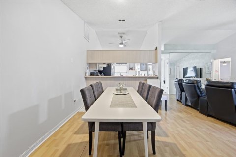 Villa ou maison à vendre à Ocala, Floride: 2 chambres, 164.81 m2 № 2110243 - photo 14