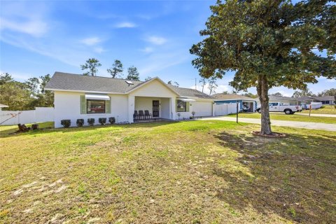 Villa ou maison à vendre à Ocala, Floride: 2 chambres, 164.81 m2 № 2110243 - photo 4