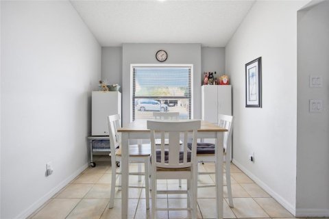 Villa ou maison à vendre à Ocala, Floride: 2 chambres, 164.81 m2 № 2110243 - photo 7