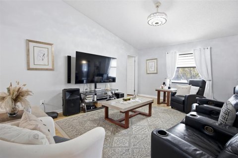Villa ou maison à vendre à Ocala, Floride: 2 chambres, 164.81 m2 № 2110243 - photo 10