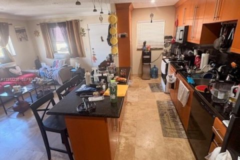 Condominio en alquiler en Hollywood, Florida, 1 dormitorio, 59.46 m2 № 2041620 - foto 3
