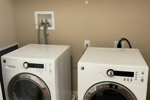 Adosado en alquiler en Davenport, Florida, 2 dormitorios, 99.96 m2 № 1823342 - foto 12